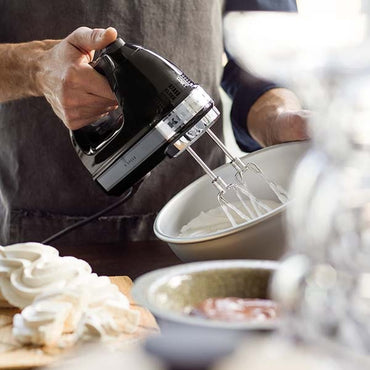 Kitchen Aid, 10 Speed Hand Mixer