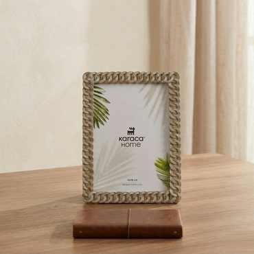 Karaca Home Tiana Chain Photo Frame - Silver Finish 13 x 18 cm, 300.22.02.0030