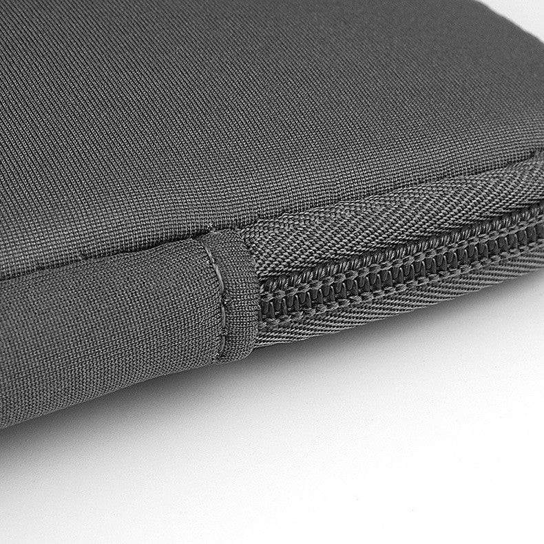 Slim Laptop Sleeve S77, Available in Different Sizes