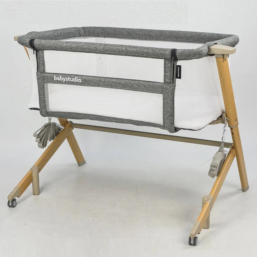 Good Babies, Roger Armstrong Baby Co-Sleeper Bassinet