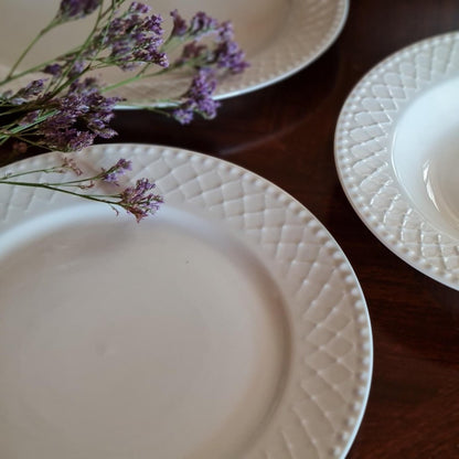 La Perla, New Bone China Dinner Plate 10.5'(Emb.24Pcs)