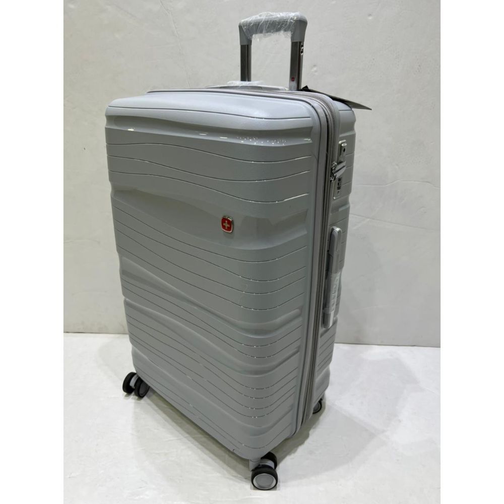 Swiss Gear, Luggage Collection Lightweight Durable Hardside 4-Wheel Spinner Travel Suitcase Bags, 3-Piece Set (20', 24', & 28'), Available in Different Colors